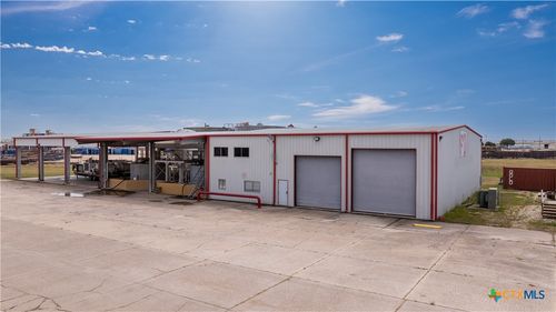 47 Blue Quail Ct, Victoria, TX, 77905-3279 | Card Image