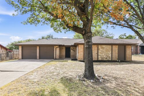 6609 Chilton Dr, North Richland Hills, TX, 76182-4223 | Card Image