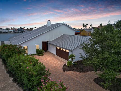 14333 Dorsal St, Corpus Christi, TX, 78418-6013 | Card Image