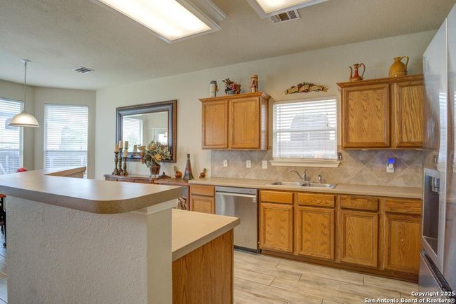 8747 Feather Trl, House other with 4 bedrooms, 3 bathrooms and null parking in Helotes TX | Image 15