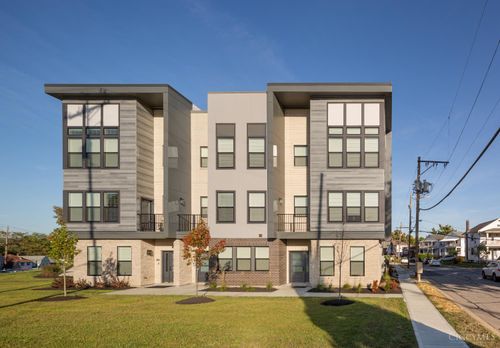 3500 Madison Park Ave, Cincinnati, OH, 45209-1295 | Card Image