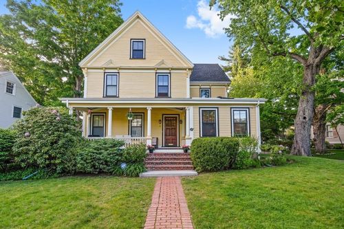 67-67 Church St, Winchester, MA, 01890-2525 | Card Image