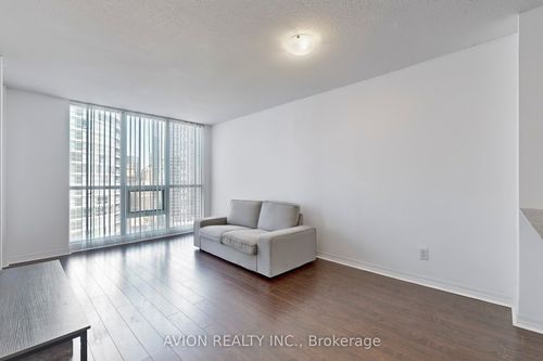 1904-16 Yonge St, Toronto, ON, M5E2A1 | Card Image
