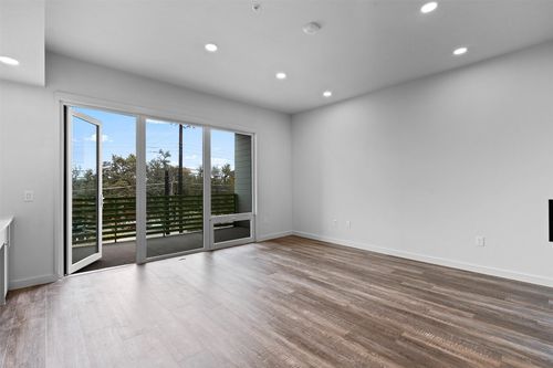 4004 Banister #203 Lane, Austin, TX, 78704 | Card Image
