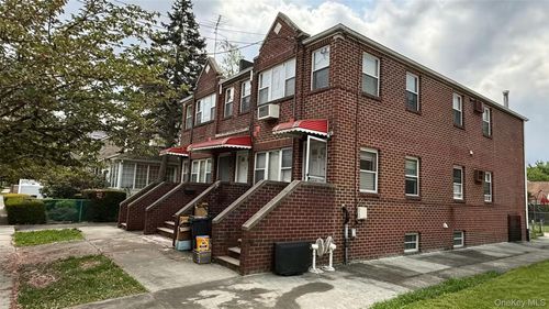 21606 38th Ave, Bayside, NY, 11361-2205 | Card Image