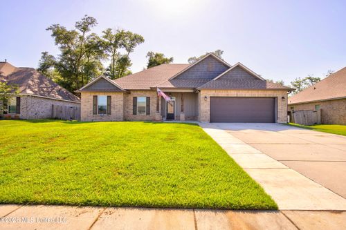 3039 Sea Oats Dr, Long Beach, MS, 39560-6707 | Card Image