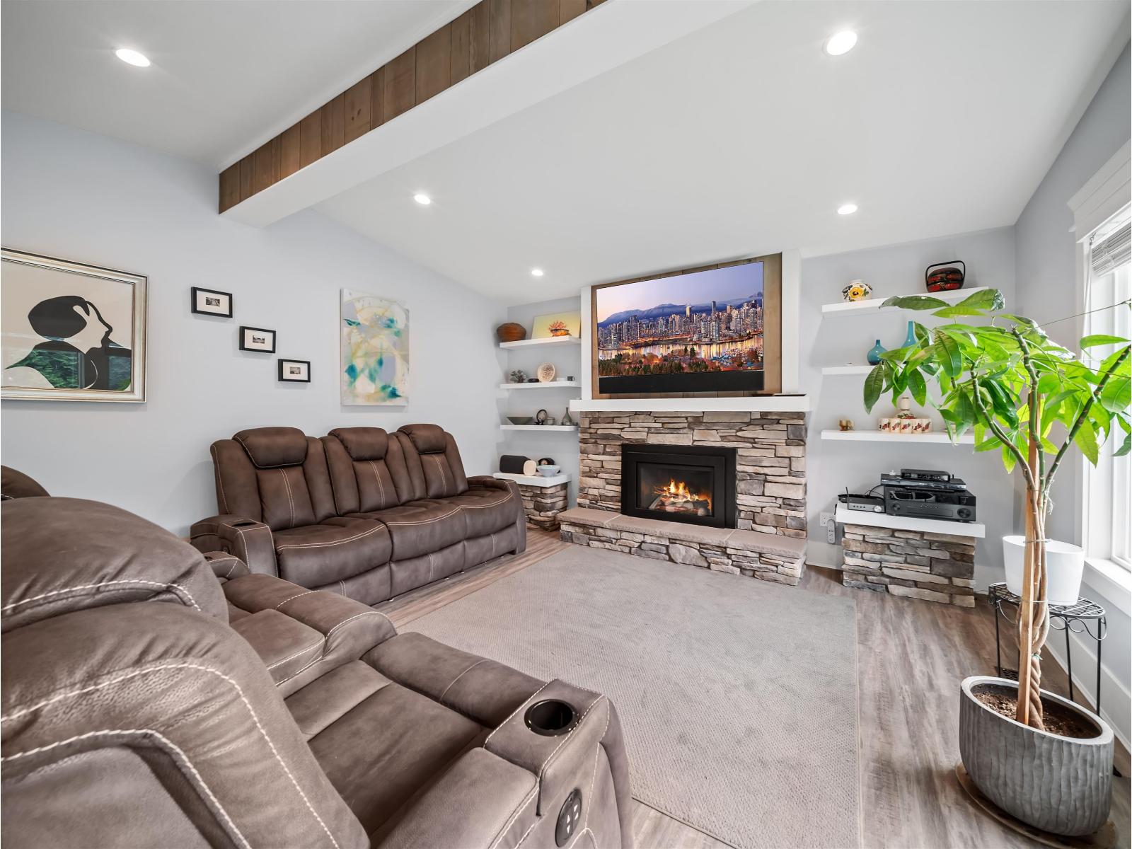 Residential in Langley 5