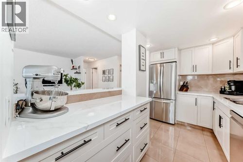 1334 14 Ave Sw, Calgary, AB, T3C0W2 | Card Image