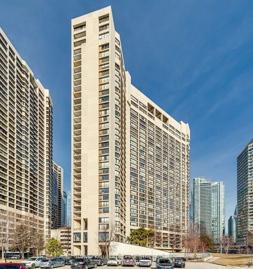 2440-33 Harbour Sq, Toronto, ON, M5J2G2 | Card Image