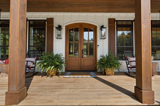 Front Porch | Image 30