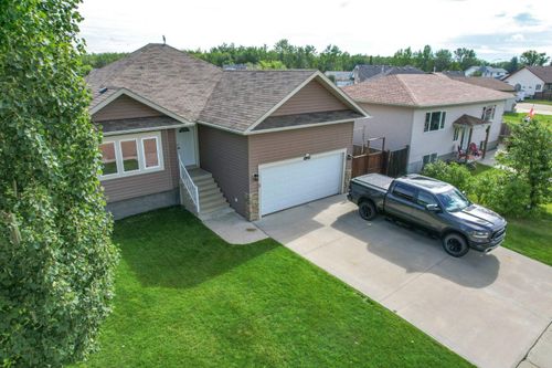 5322 55 Ave, Bashaw, AB, T0B | Card Image