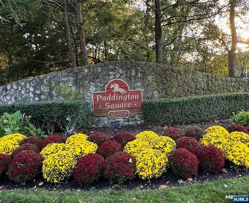 1069 Cambridge Ct, Mahwah, NJ, 07430-3246 | Card Image