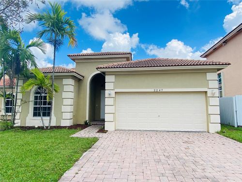 2247 Portofino Ave, Homestead, FL, 33033-5173 | Card Image