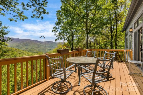 33 Great Aspen Way, Black Mountain, NC, 28711-9774 | Card Image