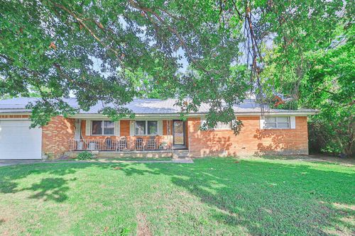 505 7th St, Marked Tree, AR, 72365-2701 | Card Image