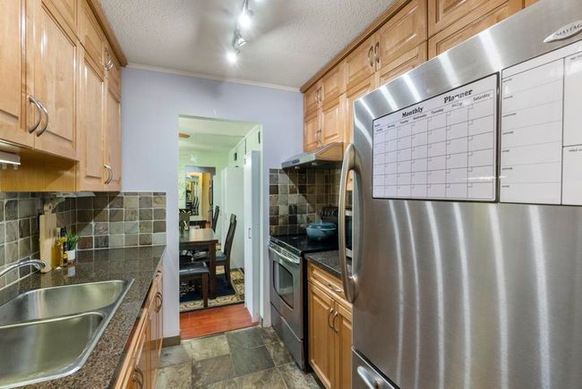 802 - 620 7th Ave, Condo with 2 bedrooms, 2 bathrooms and 1 parking in New Westminster BC | Image 7