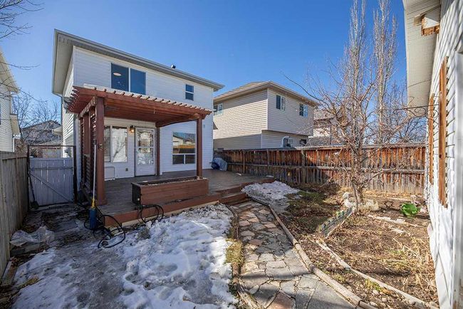 165 Country Hills Way Nw, Home with 3 bedrooms, 2 bathrooms and 2 parking in Calgary AB | Image 40