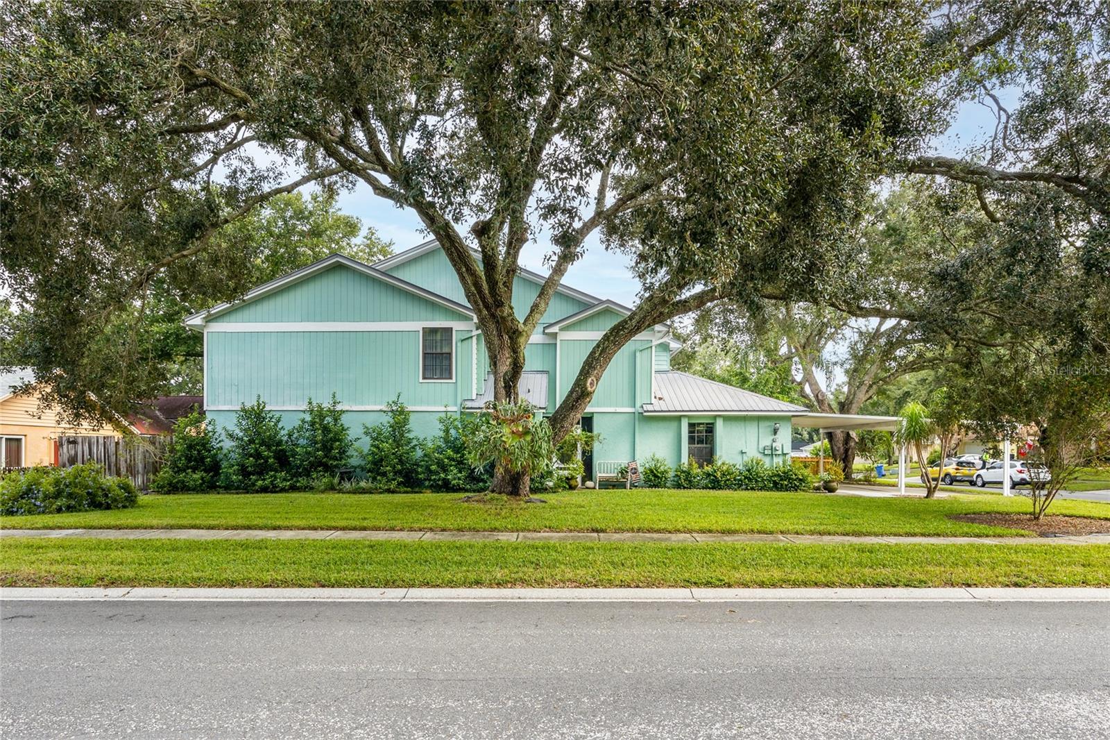 Tallowtree Cir, Valrico, FL 33594