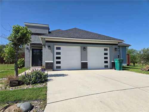202 Constellation Dr, Pharr, TX, 78577-9561 | Card Image