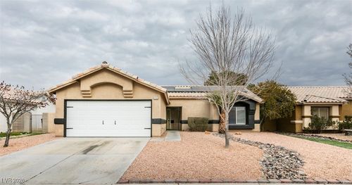 4704 W La Madre Way, North Las Vegas, NV, 89031-0248 | Card Image