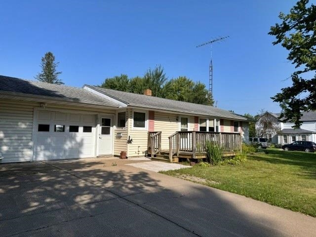 Forest St, Neillsville, WI 54456