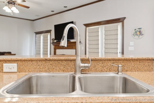 316 E 44 Th St, House other with 4 bedrooms, 5 bathrooms and null parking in Sand Springs OK | Image 17