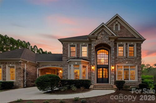 9805 Strike The Gold Ln, Waxhaw, NC, 28173-8278 | Card Image