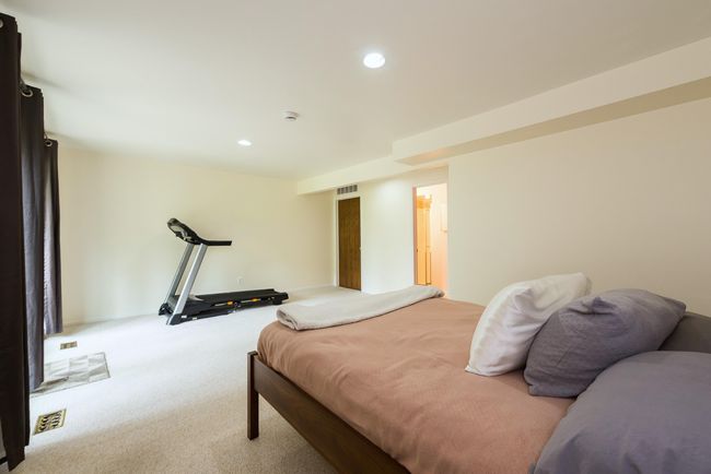 2503 Meade Ct, Condo with 2 bedrooms, 3 bathrooms and null parking in Ann Arbor MI | Image 13