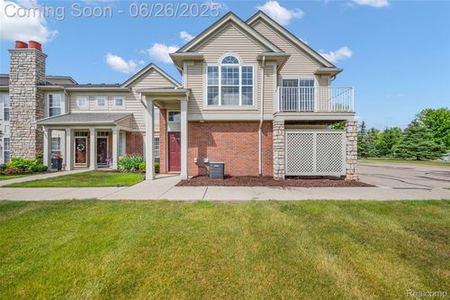 21958 Hartford Way, Macomb, MI, 48042-3839 | Card Image