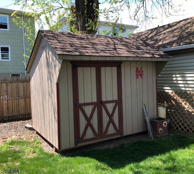 427 Miltonia St, House other with 2 bedrooms, 1 bathrooms and null parking in LINDEN NJ | Image 8