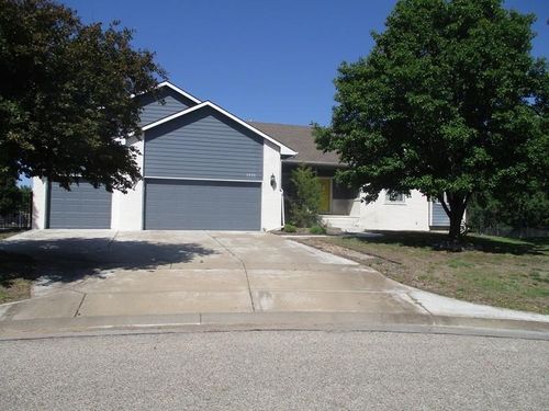 3434 N Hazelwood Ct, Wichita, KS, 67205-2423 | Card Image