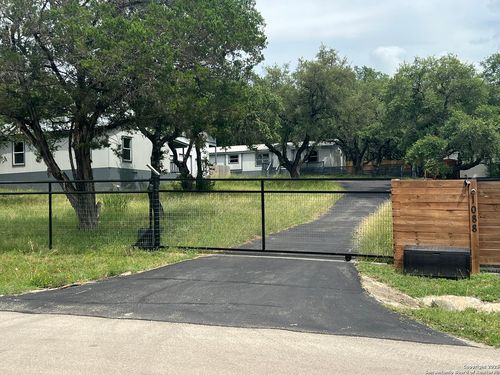 1108 Hillside Oaks, Bulverde, TX, 78163-1742 | Card Image