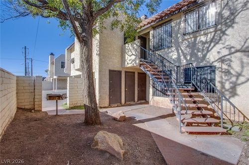 apt-d-2205 Sun Ave, North Las Vegas, NV, 89030-8159 | Card Image