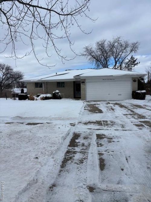 35427 Moravian Drive, Sterling Heights, MI, 48312 | Card Image