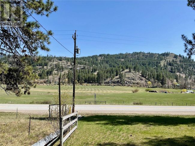 1715 Highway 33, House other with 3 bedrooms, 3 bathrooms and 1 parking in Rock Creek BC | Image 6