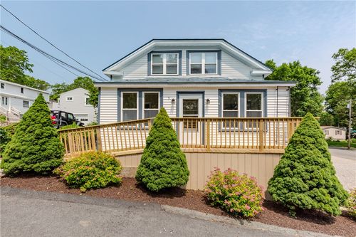 3 Waltham St, Smithfield, RI, 02917-3107 | Card Image