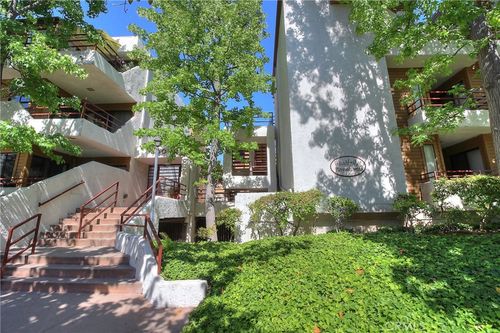 205-400 N Louise St, Glendale, CA, 91206-4231 | Card Image