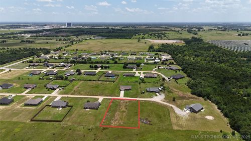 180 Michael Ave, Calera, OK, 74730-4018 | Card Image
