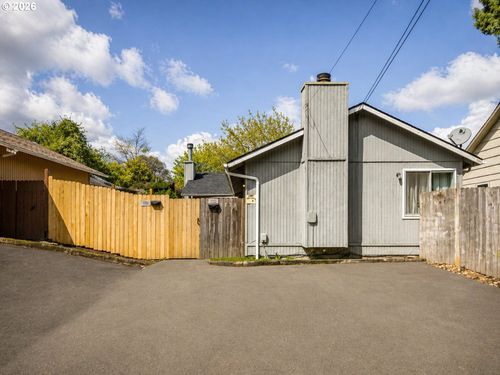 3731 Ne 82nd Ave, Portland, OR, 97220-5037 | Card Image
