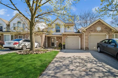 30-5255 Lakeshore Road, Burlington, ON, L7L5X8 | Card Image