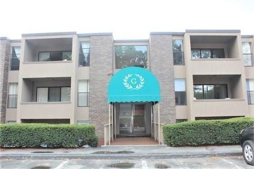 unit-j-32 Shrewsbury Green Dr, Shrewsbury, MA, 01545-3638 | Card Image