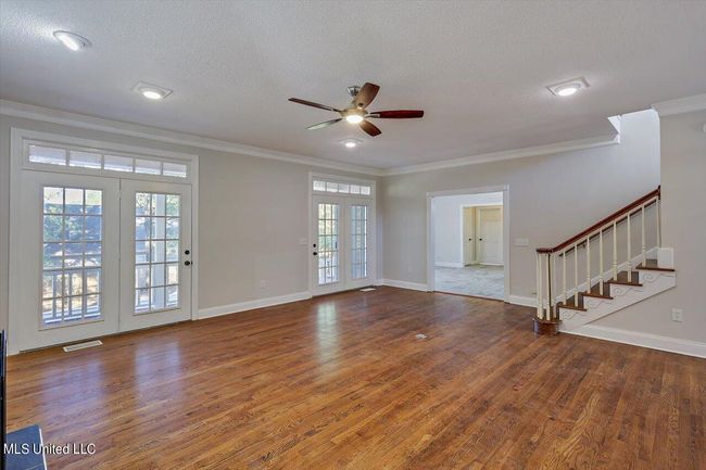 09-300 Monterey Dr | Image 9