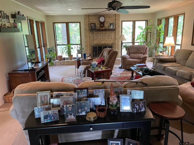 20312 Us Highway 69 S, House other with 4 bedrooms, 2 bathrooms and null parking in Tyler TX | Image 7