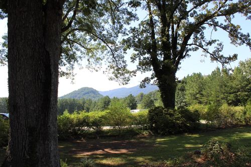 70 Fox Mountain Rd, Columbus, NC, 28722-7750 | Card Image