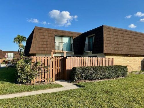 926-6166 Se Riverboat Dr, Stuart, FL, 34997-1527 | Card Image