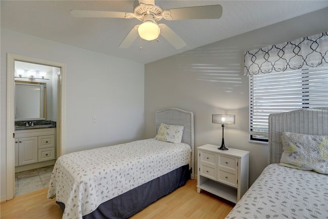 9755 N Marina Dr, House other with 2 bedrooms, 2 bathrooms and null parking in Sebastian FL | Image 25