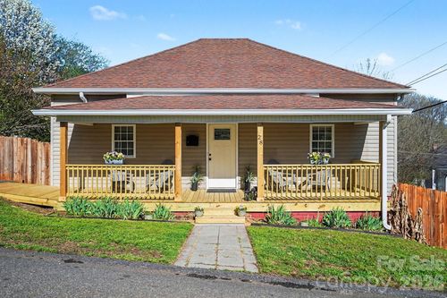 28 2nd St, Cramerton, NC, 28032-1504 | Card Image