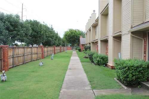 d-1225 Sequoyah Place, Edmond, OK, 73003 | Card Image