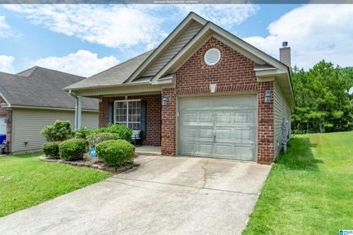 318 Forest Lakes Dr, STERRETT, AL, 35147-8159 | Card Image