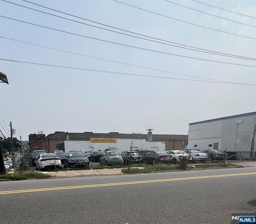 240 Essex St, Hackensack, NJ, 07601-3230 | Card Image